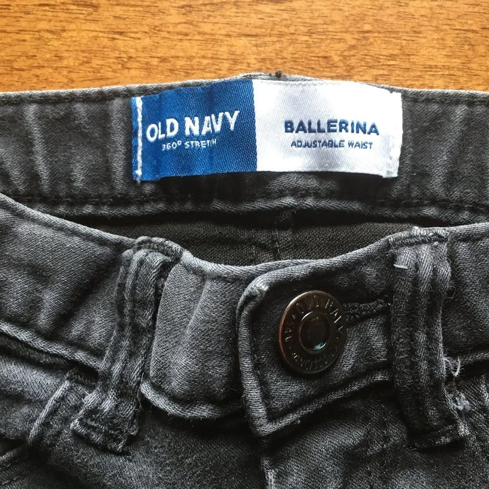 Old Navy gray jeans and joggers 5T